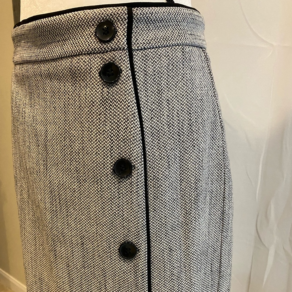 H&M Tweed Pencil Skirt. Great for work!